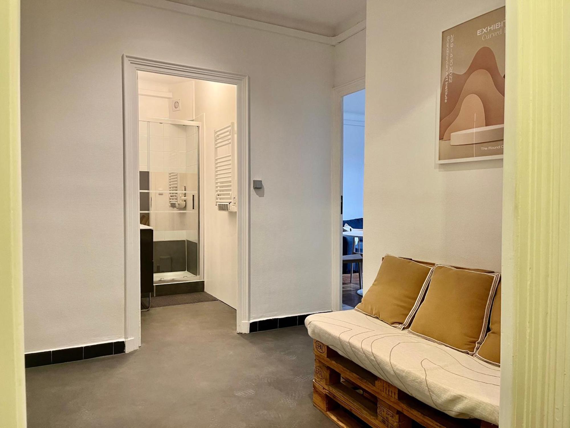 Suite Corneille Lyon Exterior photo