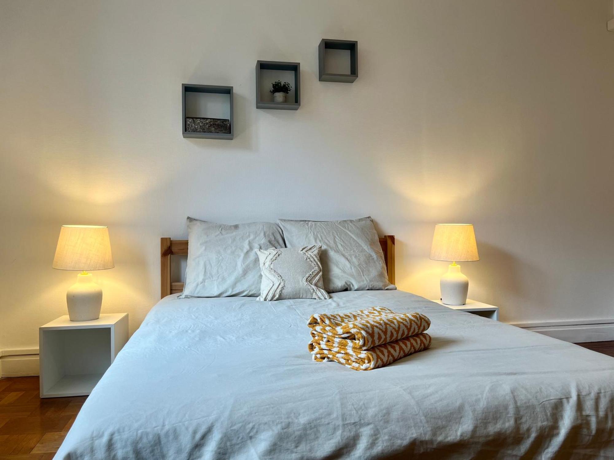Suite Corneille Lyon Exterior photo